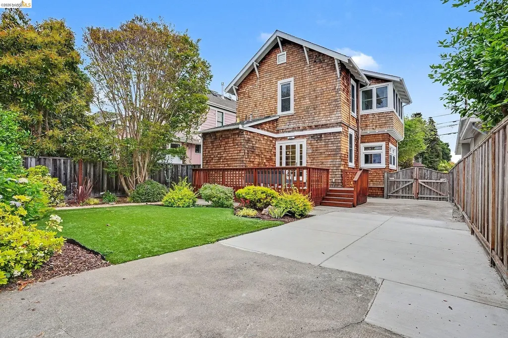 865 Cedar Street Alameda CA 94501