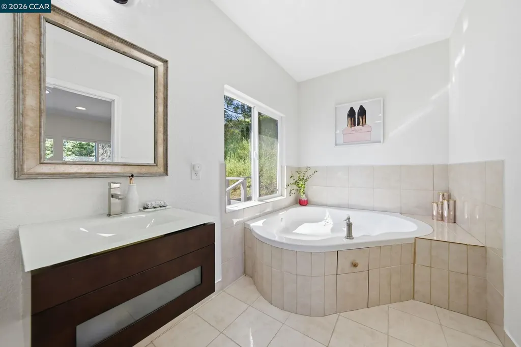 1715 Greenhills Court Lafayette CA 94549