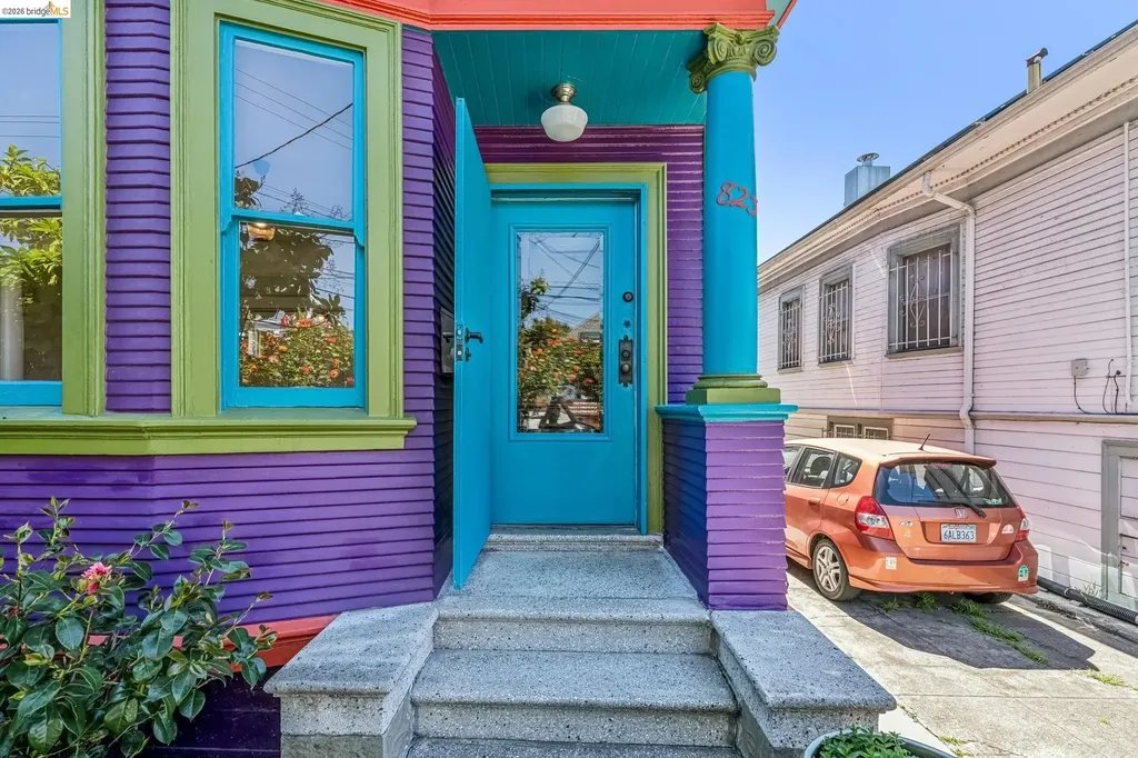 821 32nd Oakland CA 94608