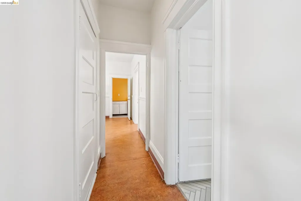 821 32nd Oakland CA 94608