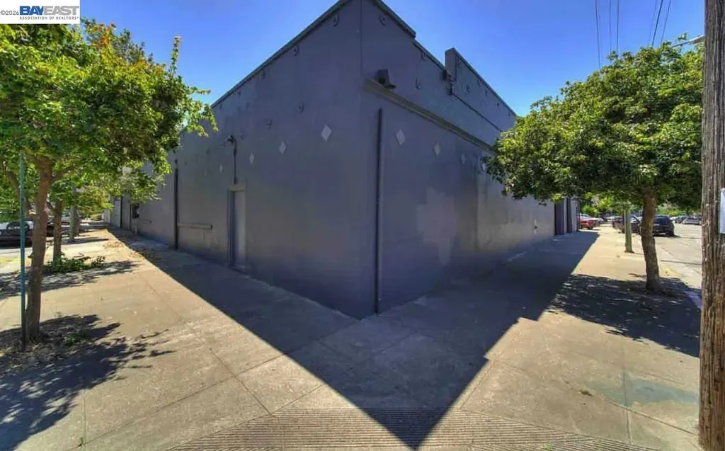 1451 13th Street Oakland CA 94607