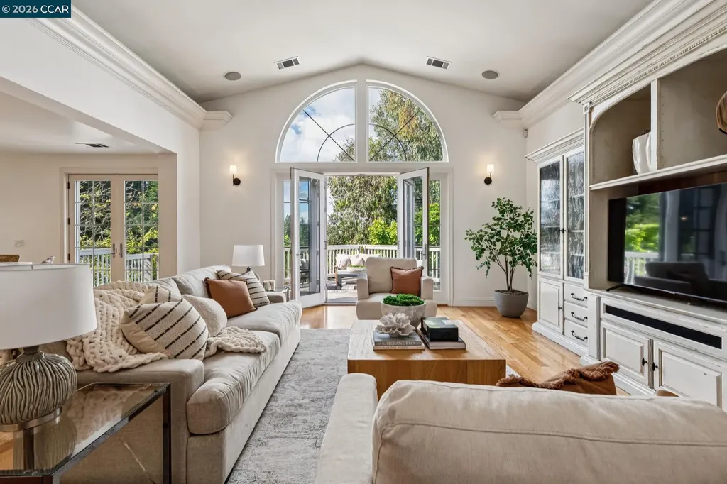 612 Sugarloaf Court Walnut Creek CA 94596