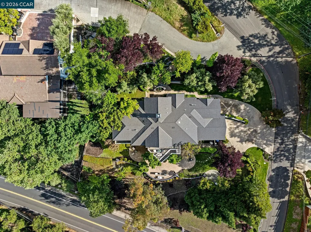 612 Sugarloaf Court Walnut Creek CA 94596