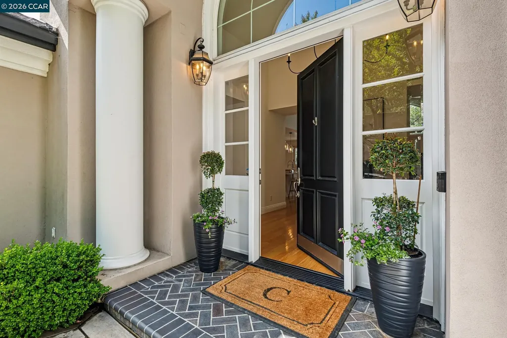 612 Sugarloaf Court Walnut Creek CA 94596