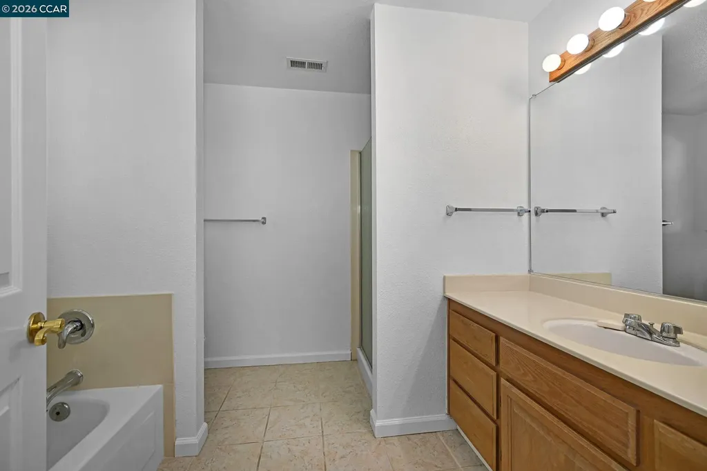 320 Warmcastle Court Martinez CA 94553