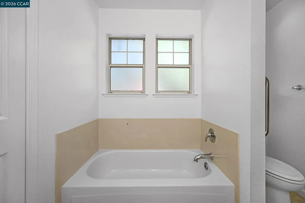 320 Warmcastle Court Martinez CA 94553