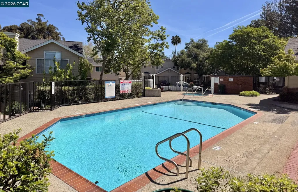 320 Warmcastle Court Martinez CA 94553