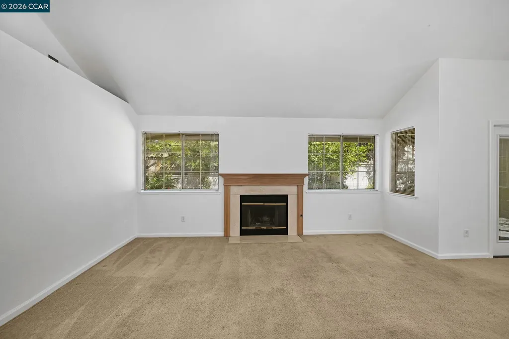 320 Warmcastle Court Martinez CA 94553