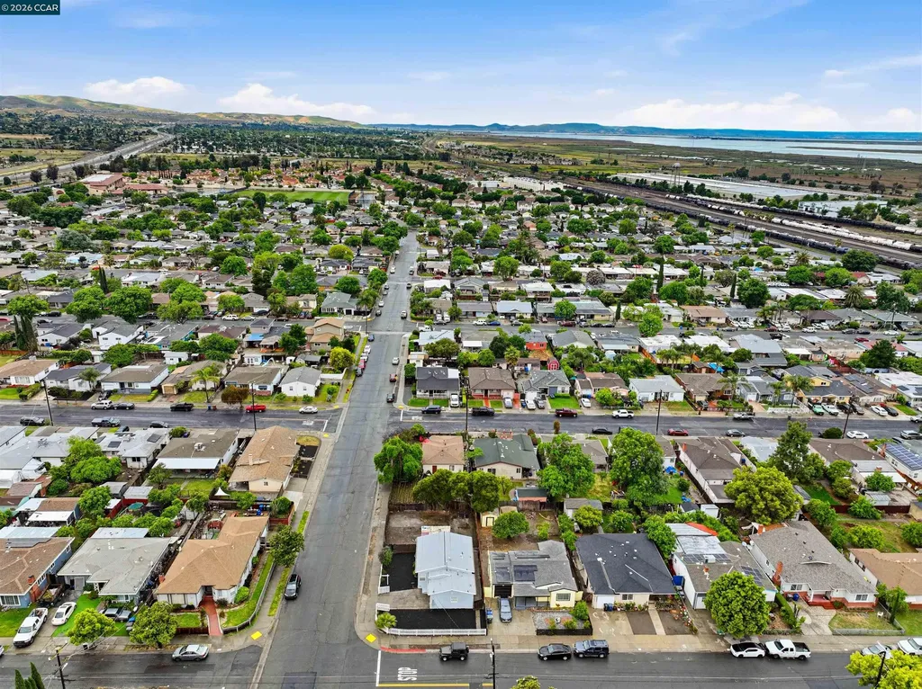308 17th Pittsburg CA 94565