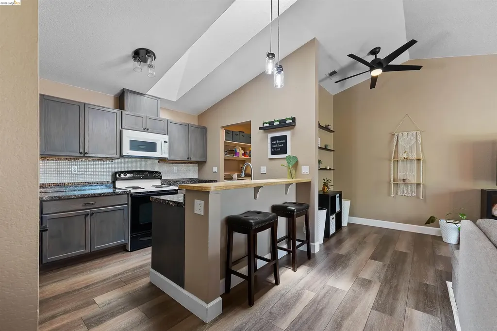 906 Villa Terrace Brentwood CA 94513