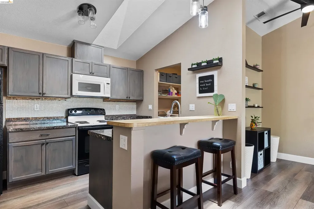 906 Villa Terrace Brentwood CA 94513