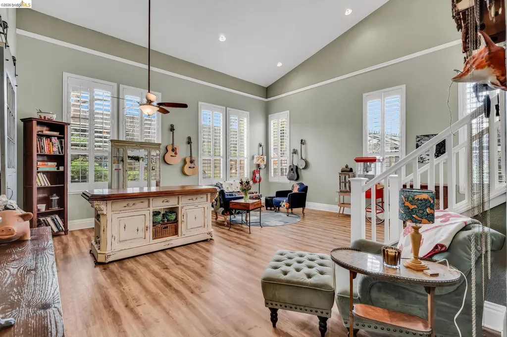 10 Kali Court Oakley CA 94561