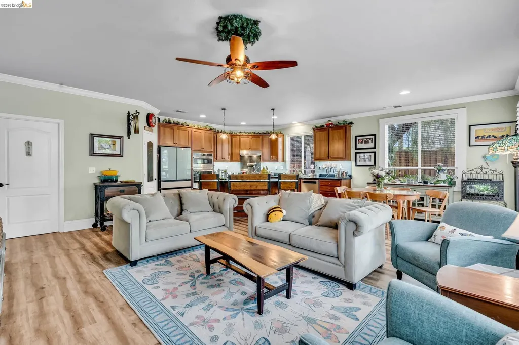 10 Kali Court Oakley CA 94561