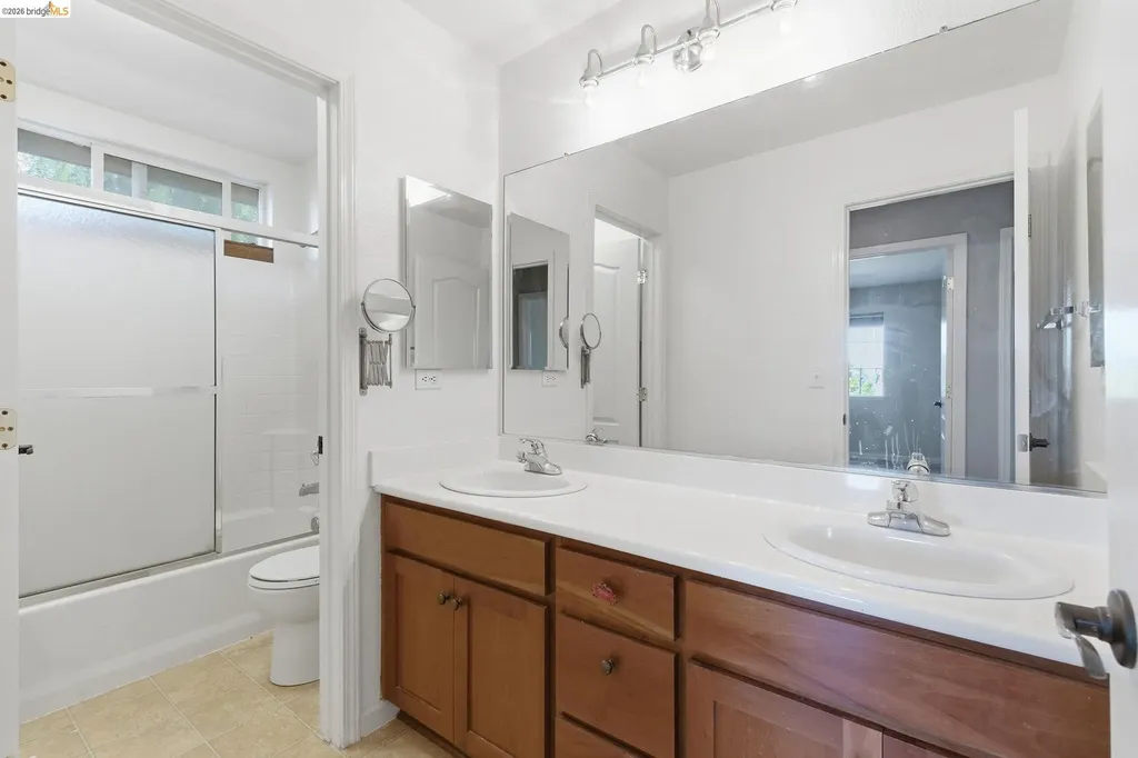 10 Kali Court Oakley CA 94561
