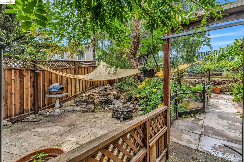 10 Kali Court Oakley CA 94561