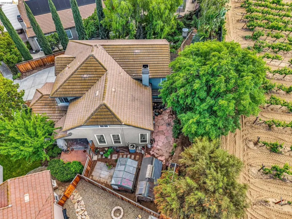 10 Kali Court Oakley CA 94561
