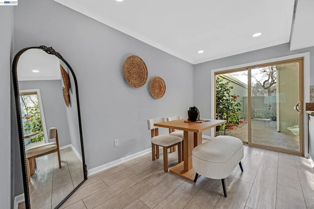 7551 Maywood Drive Pleasanton CA 94588