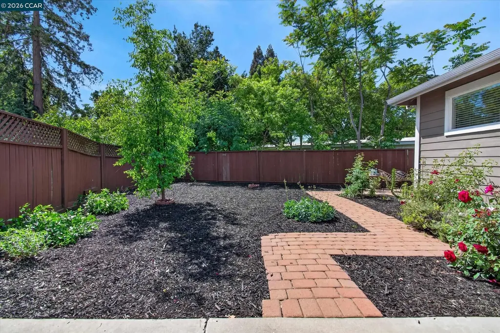 1831 Gilly Lane Concord CA 94518