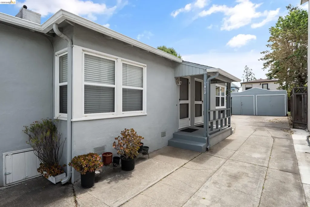 1912 Lafayette Street Alameda CA 94501