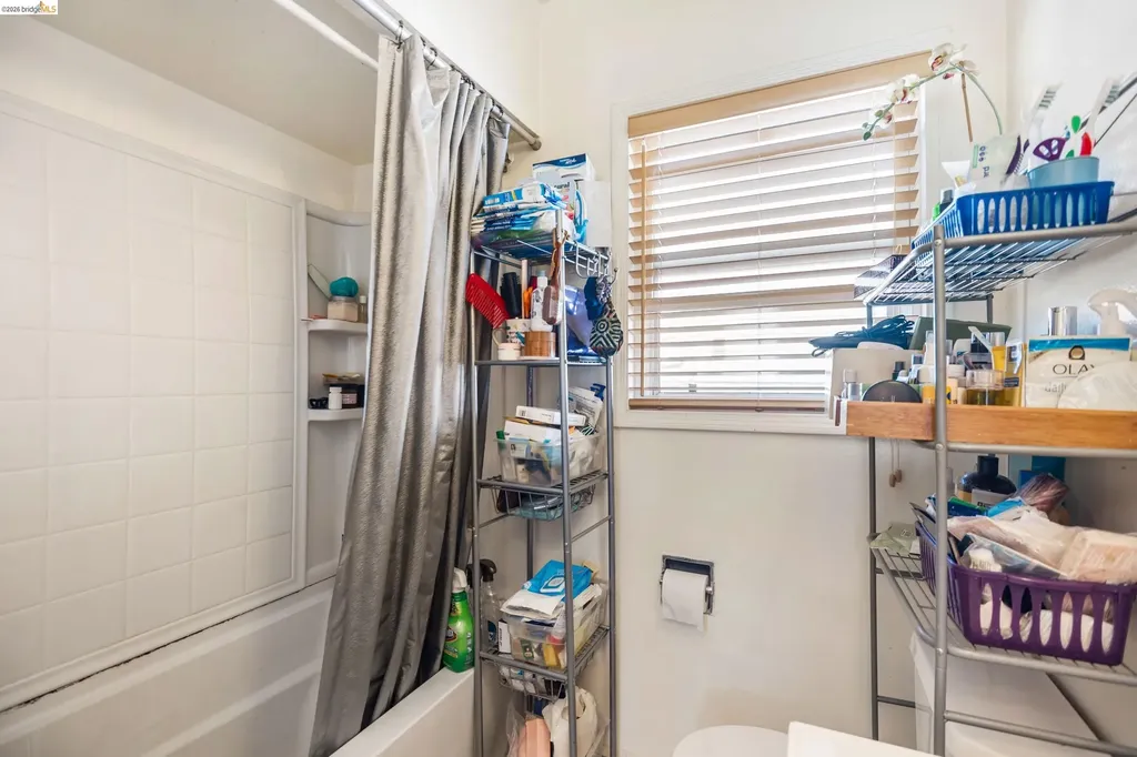 1912 Lafayette Street Alameda CA 94501