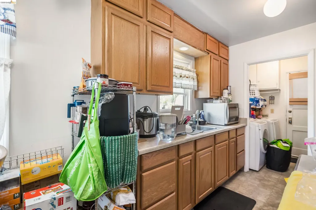 1912 Lafayette Street Alameda CA 94501