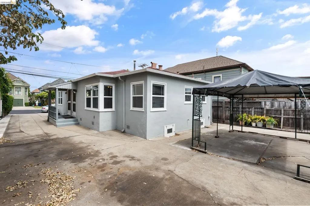 1912 Lafayette Street Alameda CA 94501