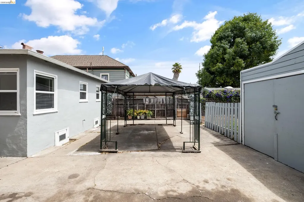 1912 Lafayette Street Alameda CA 94501