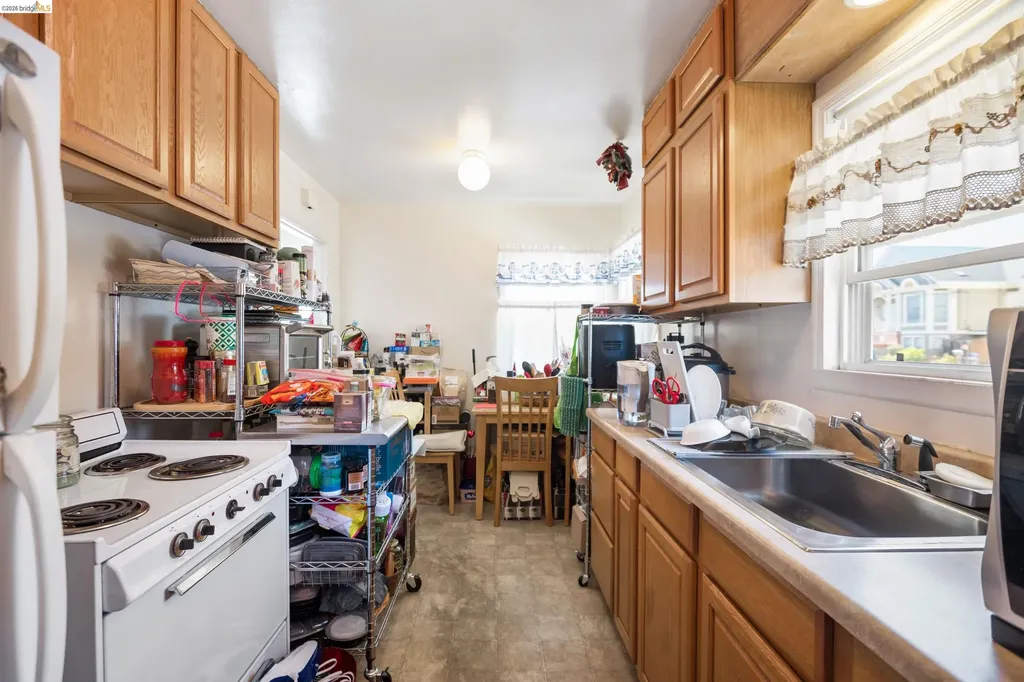1912 Lafayette Street Alameda CA 94501