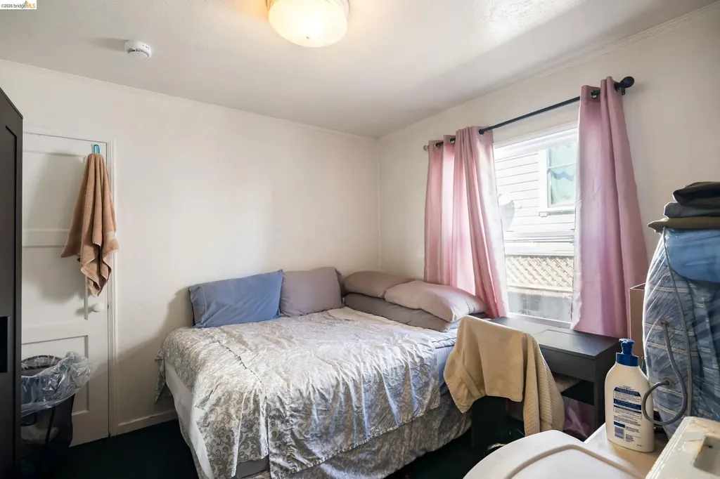 1912 Lafayette Street Alameda CA 94501