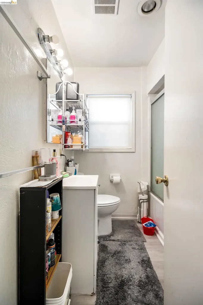 1912 Lafayette Street Alameda CA 94501