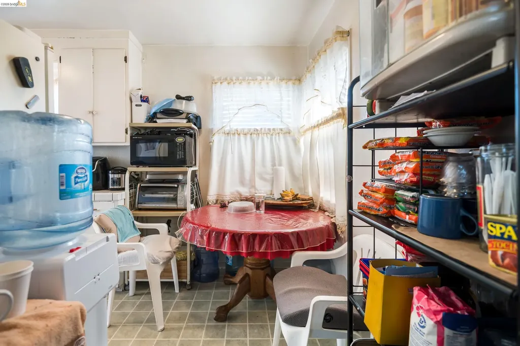 1912 Lafayette Street Alameda CA 94501