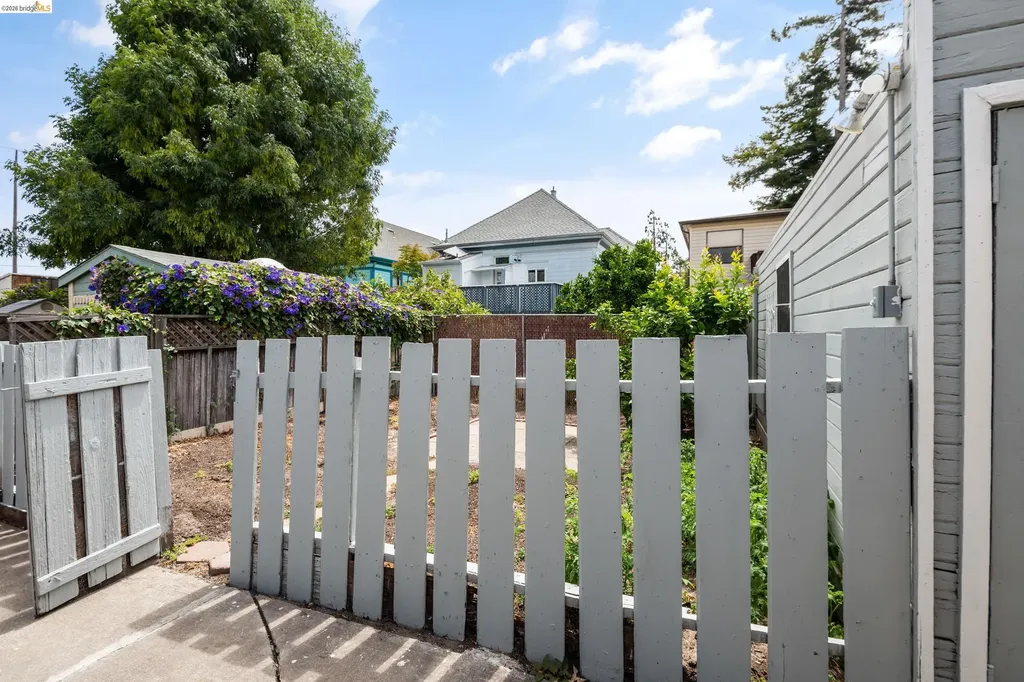 1912 Lafayette Street Alameda CA 94501