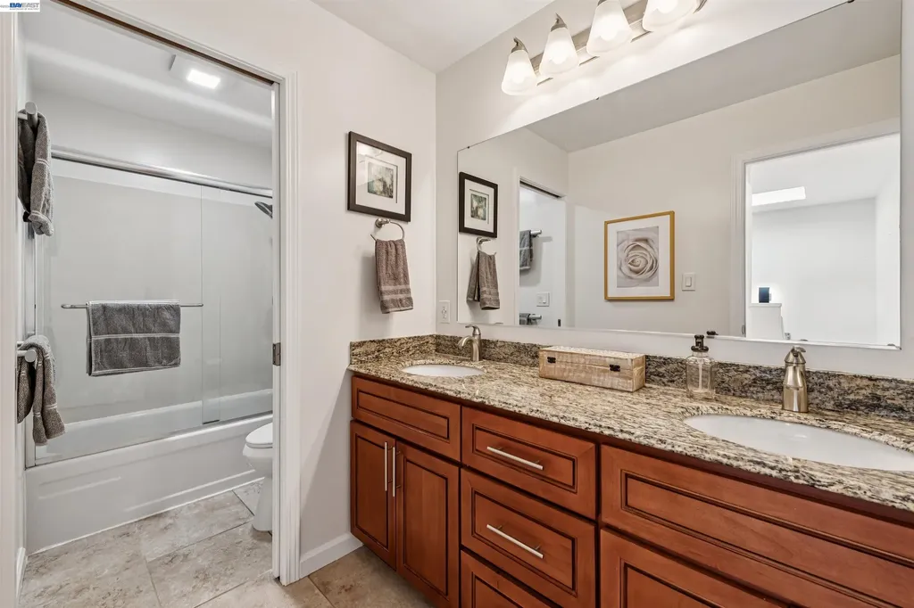 1104 Island Drive Alameda CA 94502