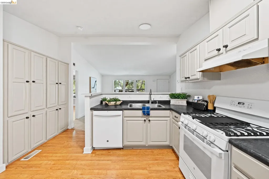 418 Ohara Avenue Oakley CA 94561