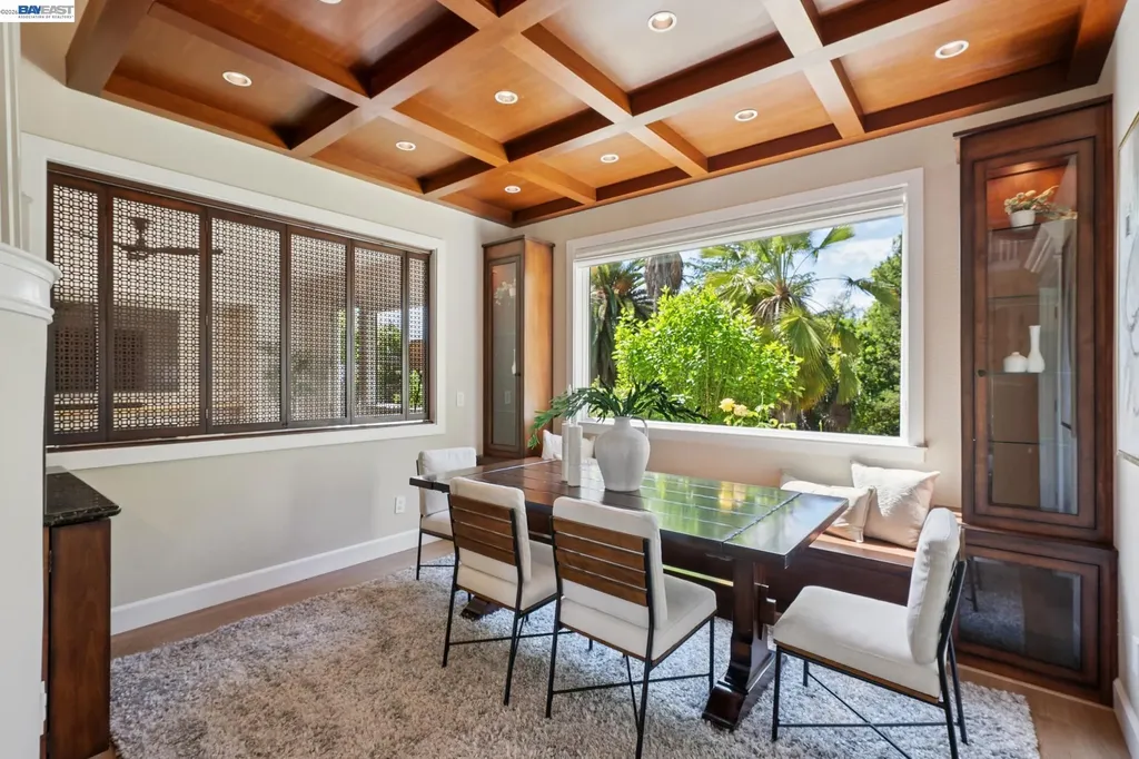 1099 Oak Hill Road Lafayette CA 94549