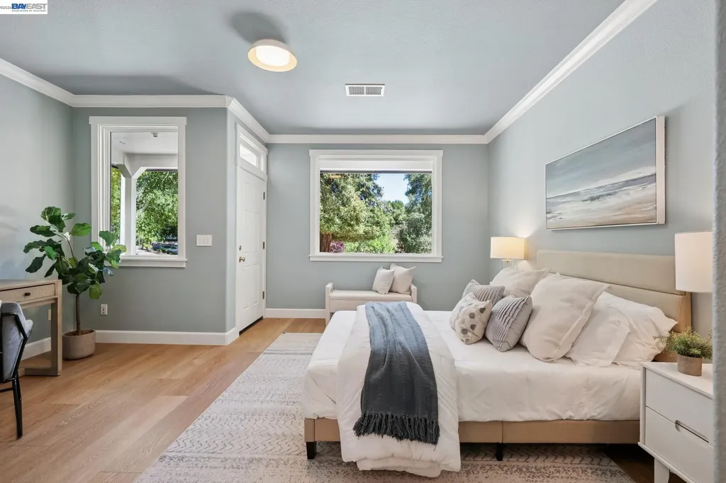 1099 Oak Hill Road Lafayette CA 94549