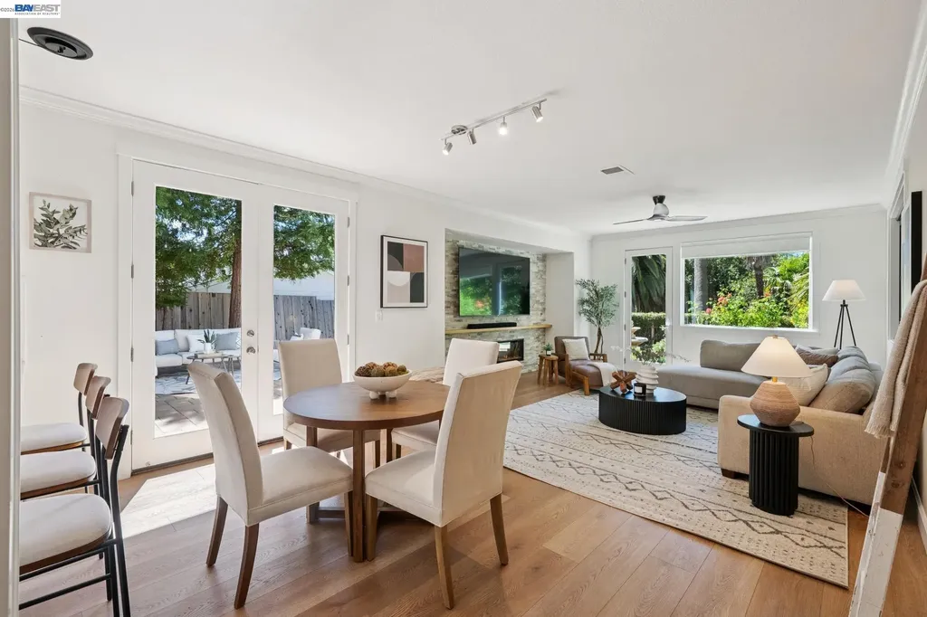 1099 Oak Hill Road Lafayette CA 94549