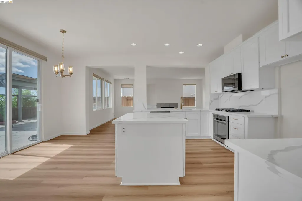 6857 Sunriver Lane Vallejo CA 94591
