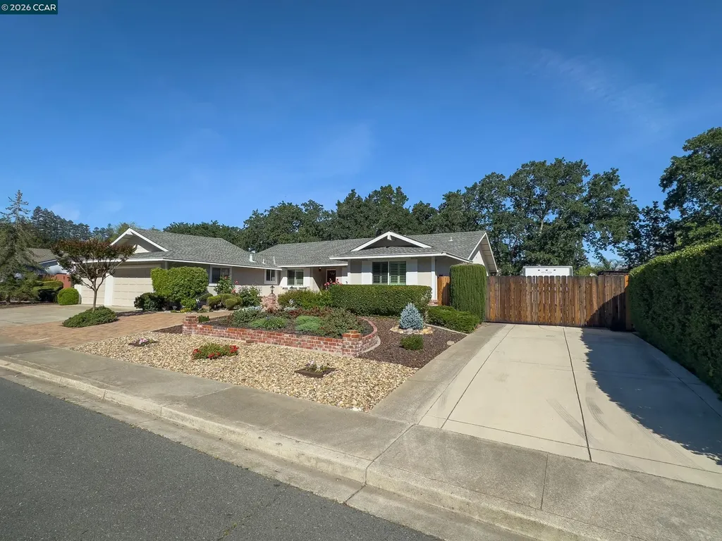 314 Semillon Circle Clayton CA 94517