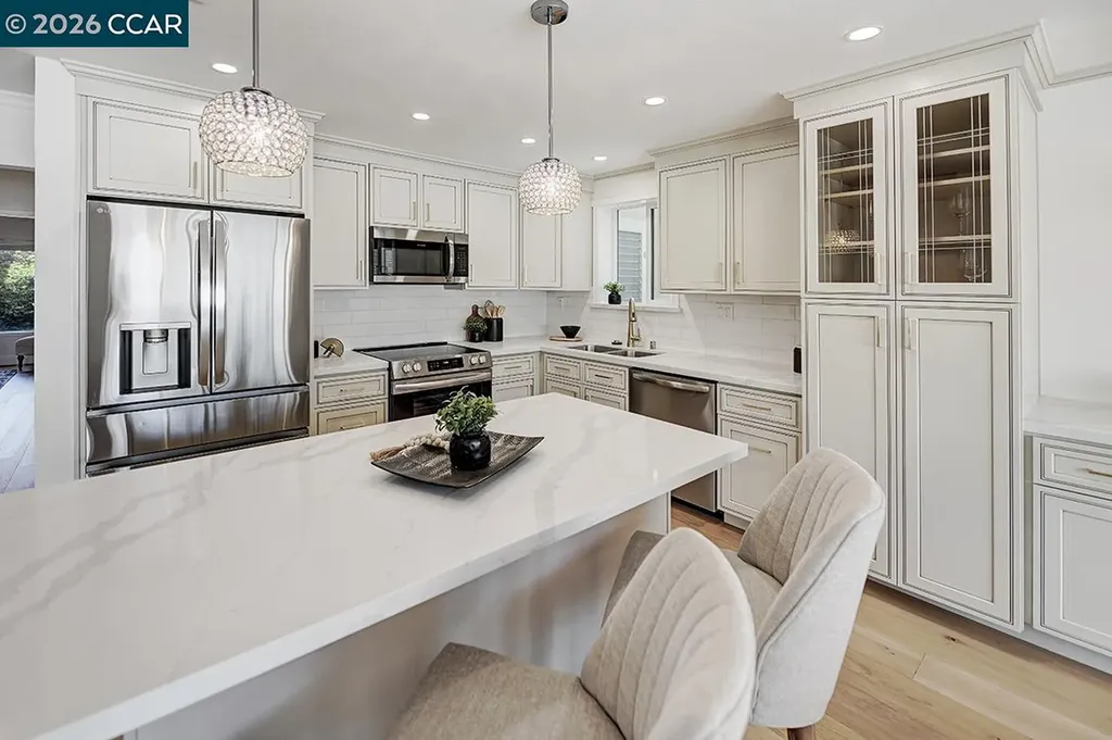 2000 Golden Rain Walnut Creek CA 94595