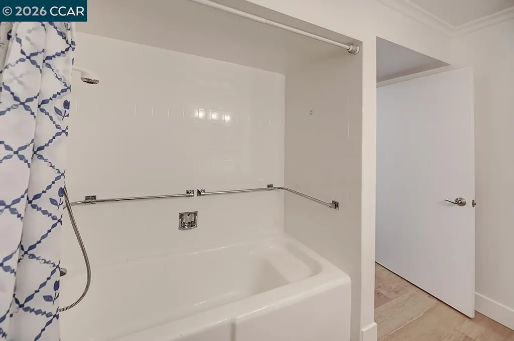 2000 Golden Rain Walnut Creek CA 94595