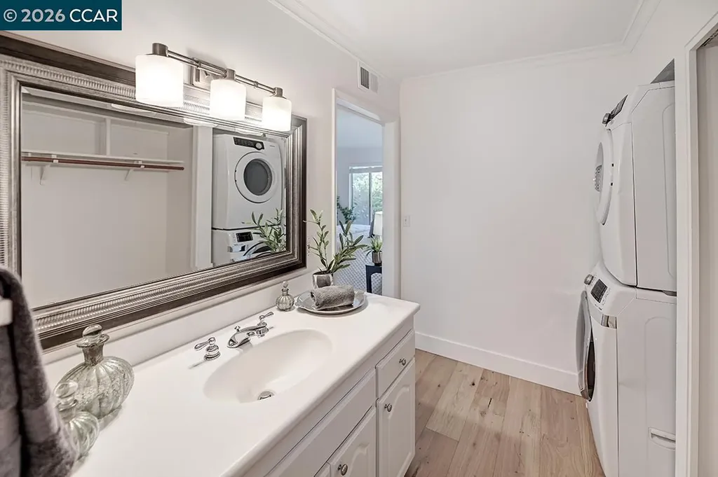 2000 Golden Rain Walnut Creek CA 94595
