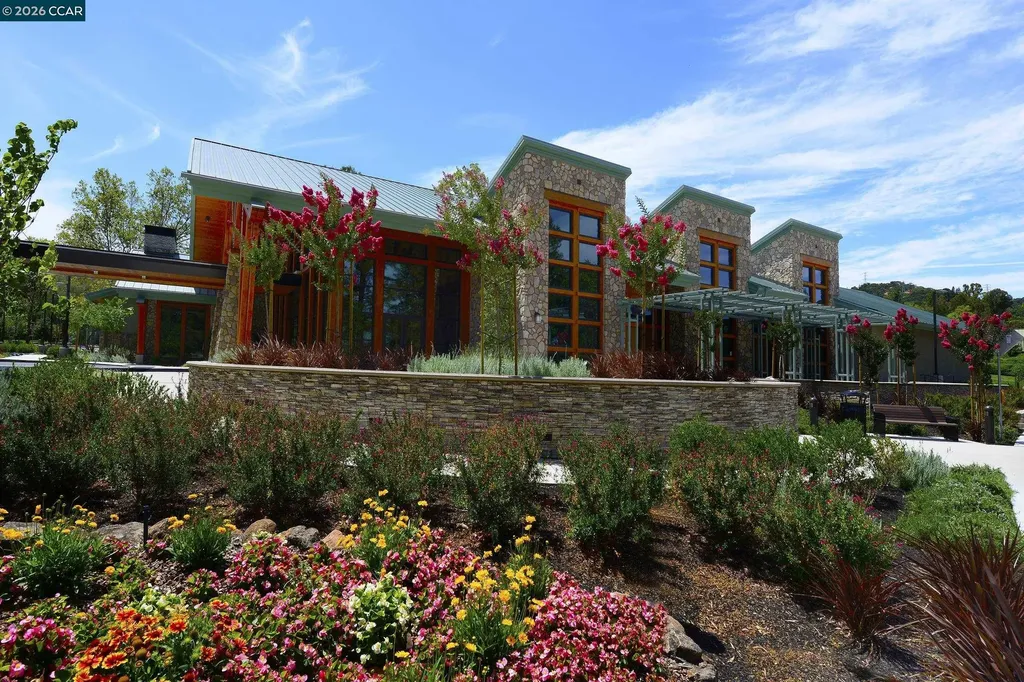 2000 Golden Rain Walnut Creek CA 94595
