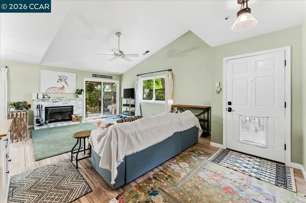1734 Casa Grande Street Benicia CA 94510