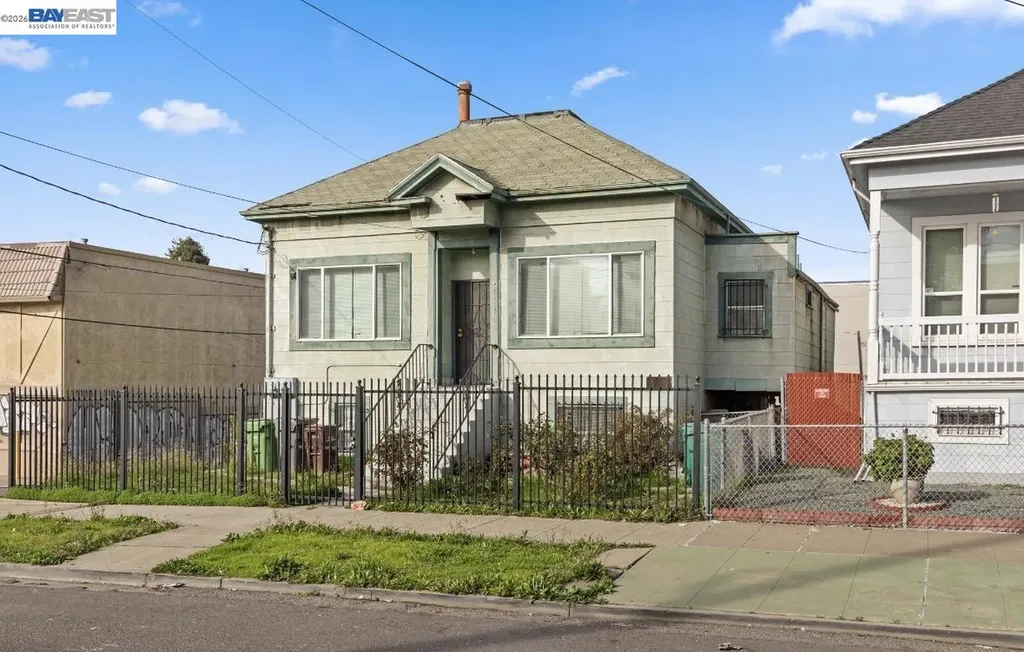 1433 15th Avenue Oakland CA 94606