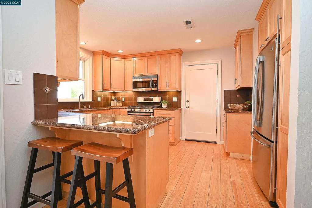 1013 Pleasant Valley Drive Pleasant Hill CA 94523