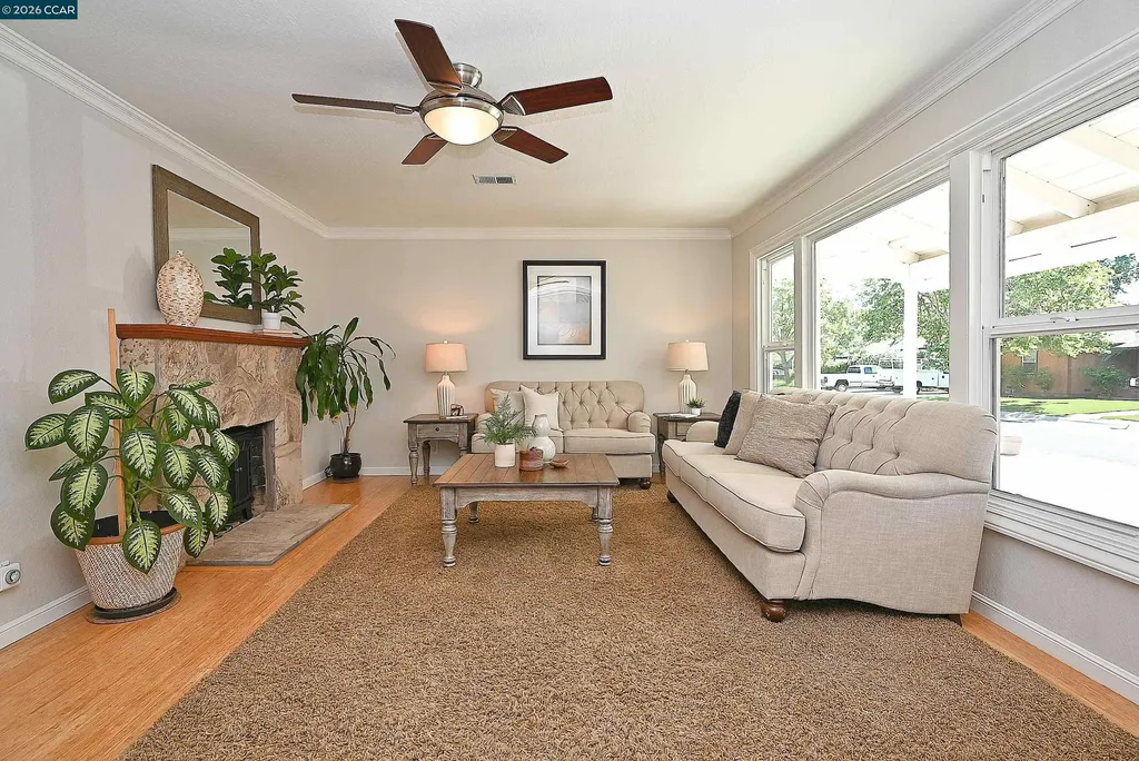 1013 Pleasant Valley Drive Pleasant Hill CA 94523
