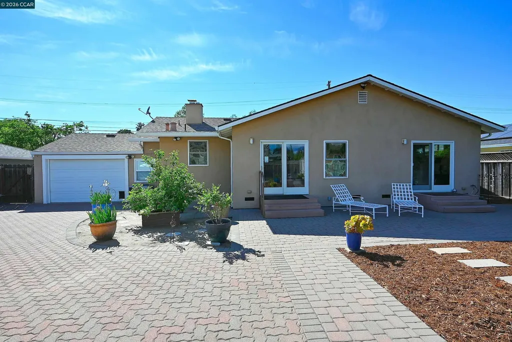 1013 Pleasant Valley Drive Pleasant Hill CA 94523