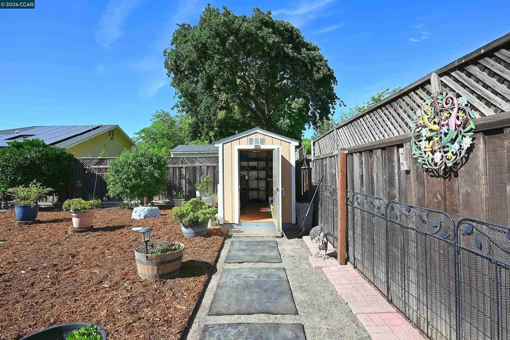 1013 Pleasant Valley Drive Pleasant Hill CA 94523