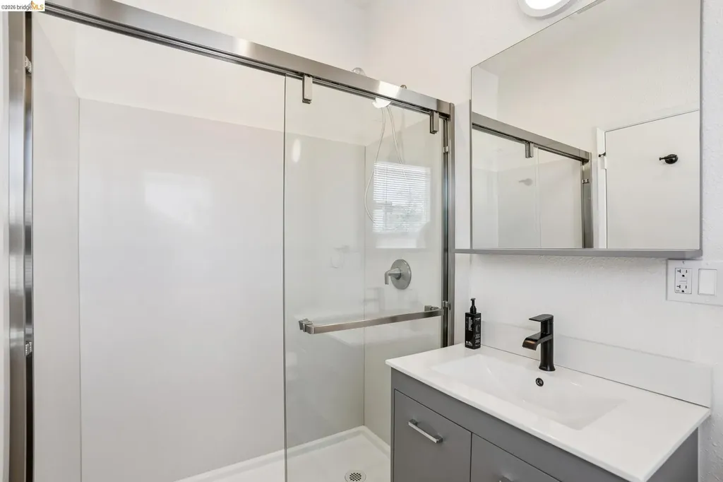 4722-4726 Shattuck Avenue Oakland CA 94609